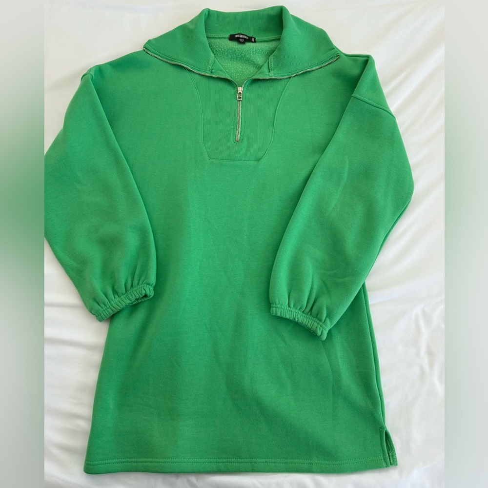 Green athletic dress. Sweatshirt material